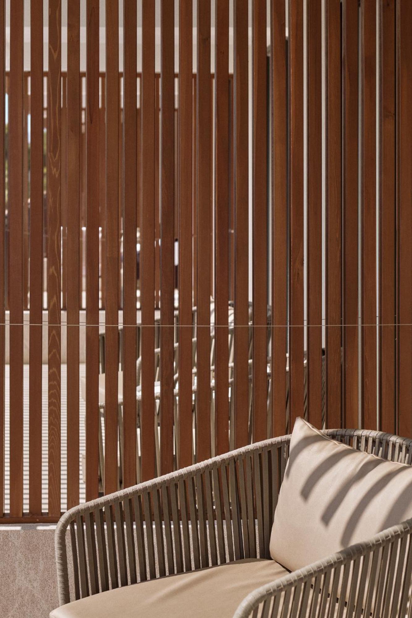 Las Gaviotas Suites Hotel & Spa Playa de Muro  Exterior photo